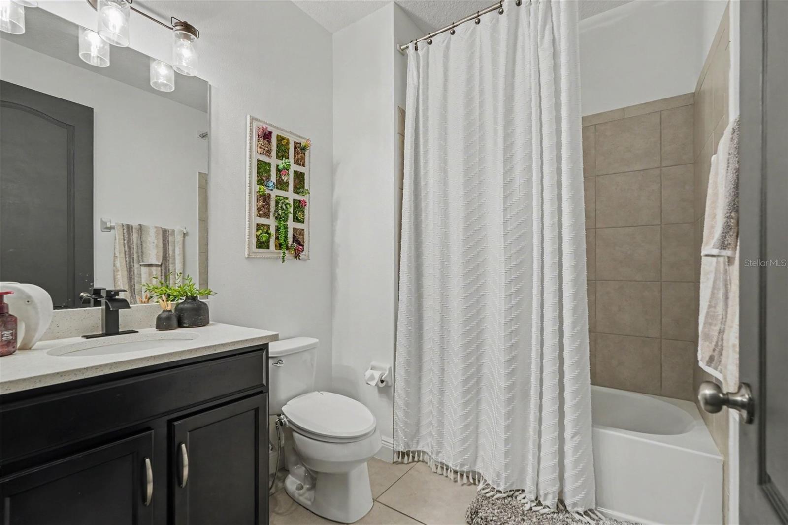 112 ELINA SKY DR