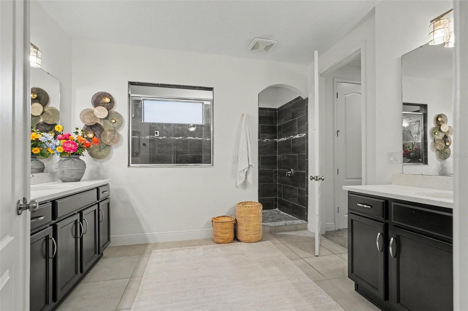 112 ELINA SKY DR