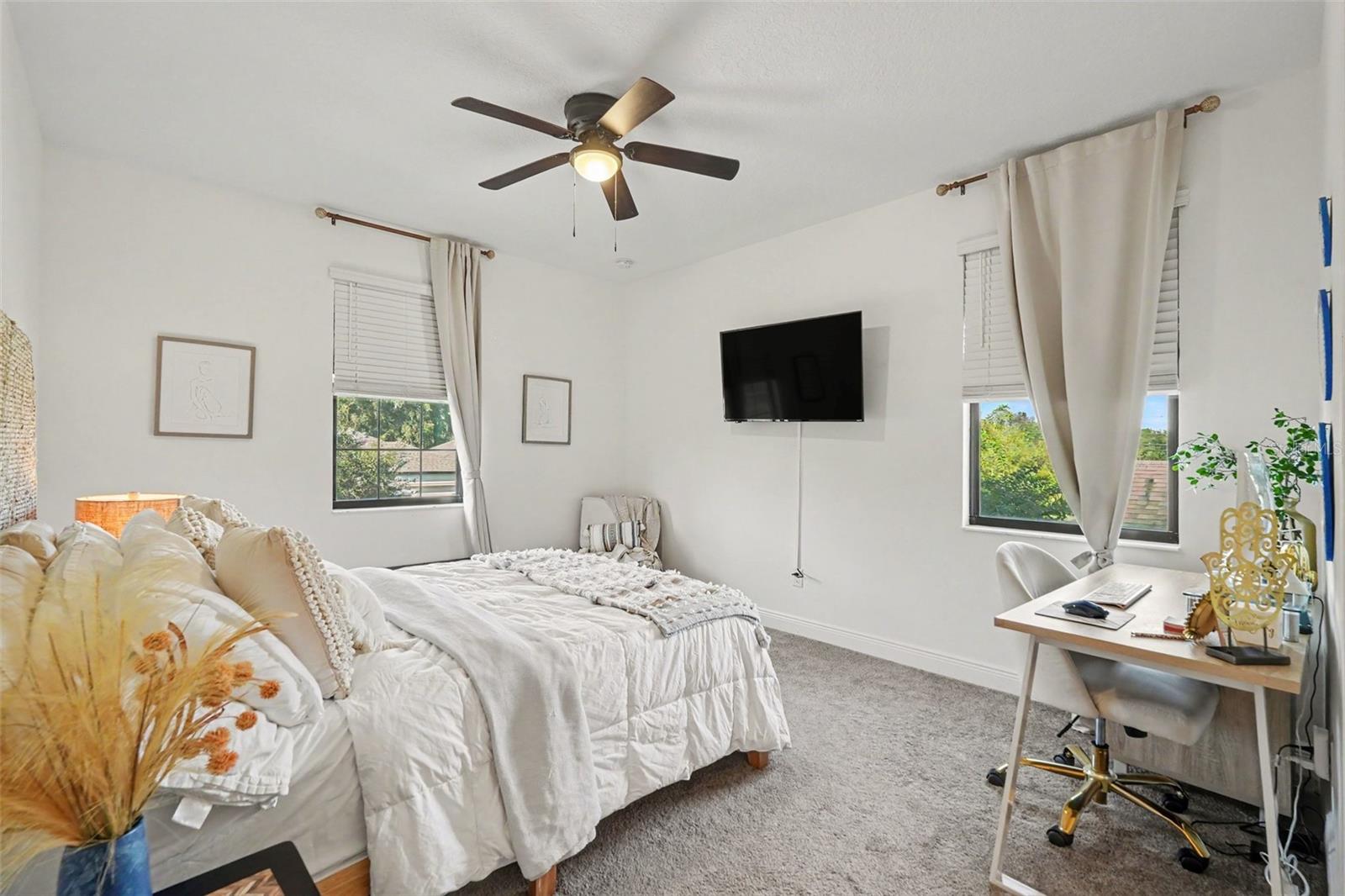 112 ELINA SKY DR