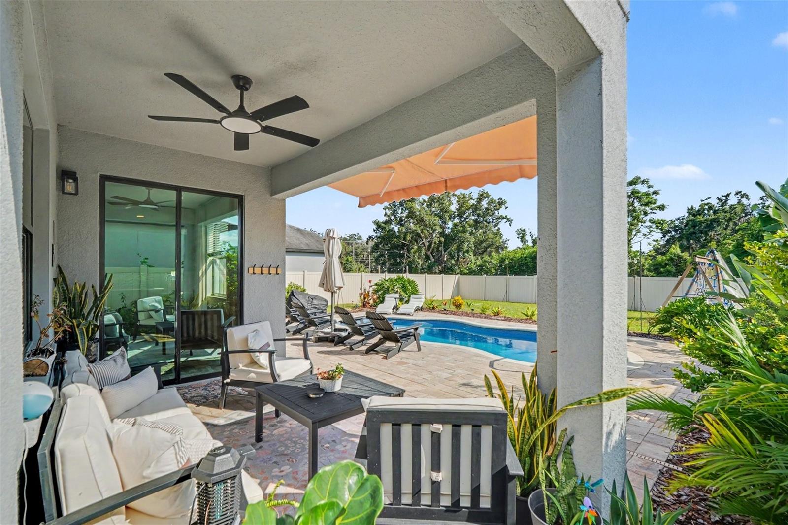 112 ELINA SKY DR