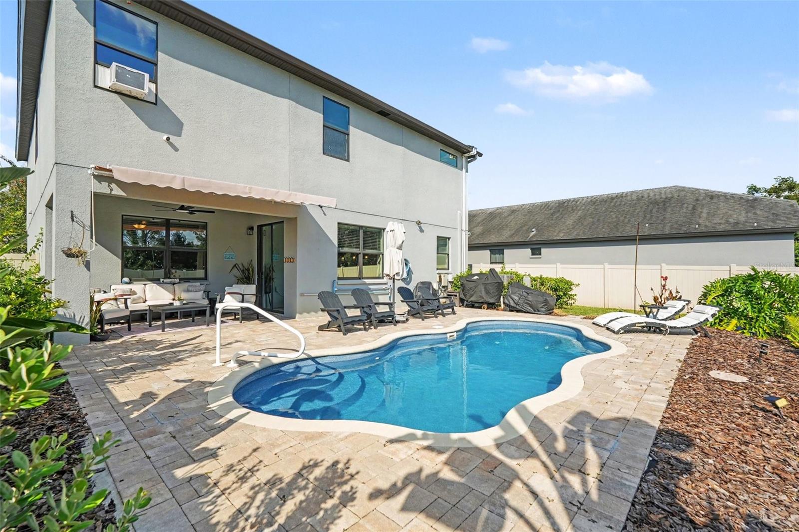112 ELINA SKY DR