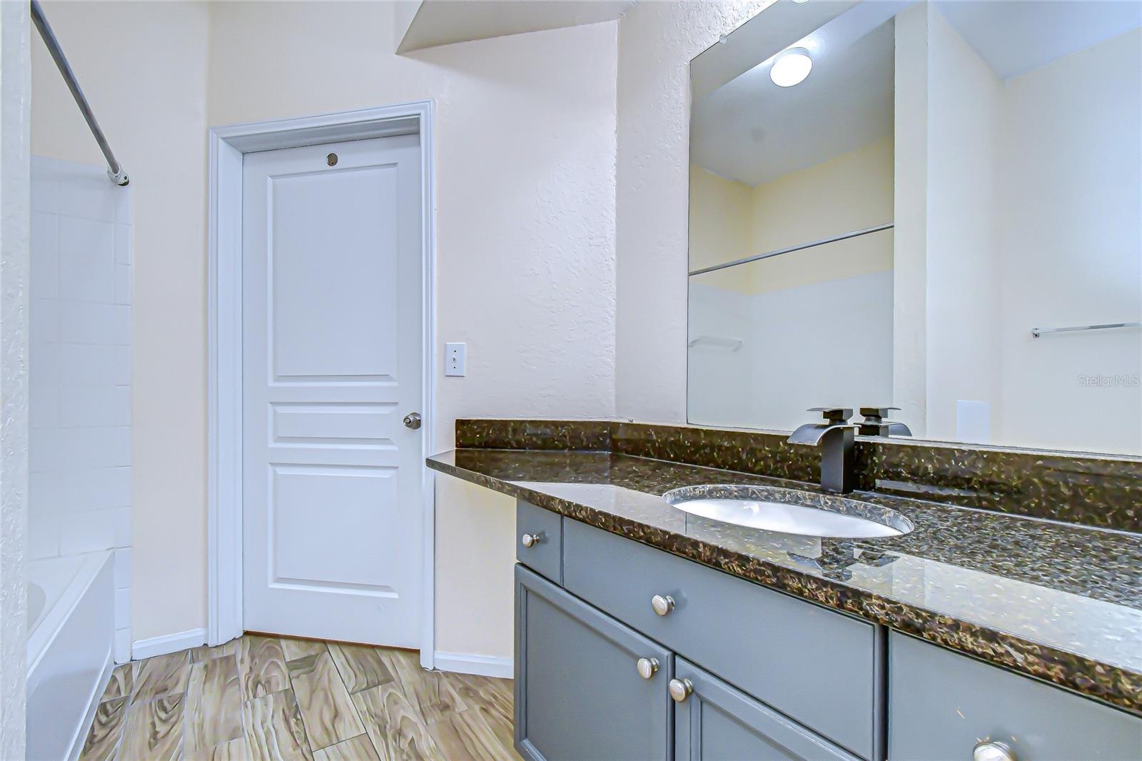 5125 PALM SPRINGS BLVD #3104