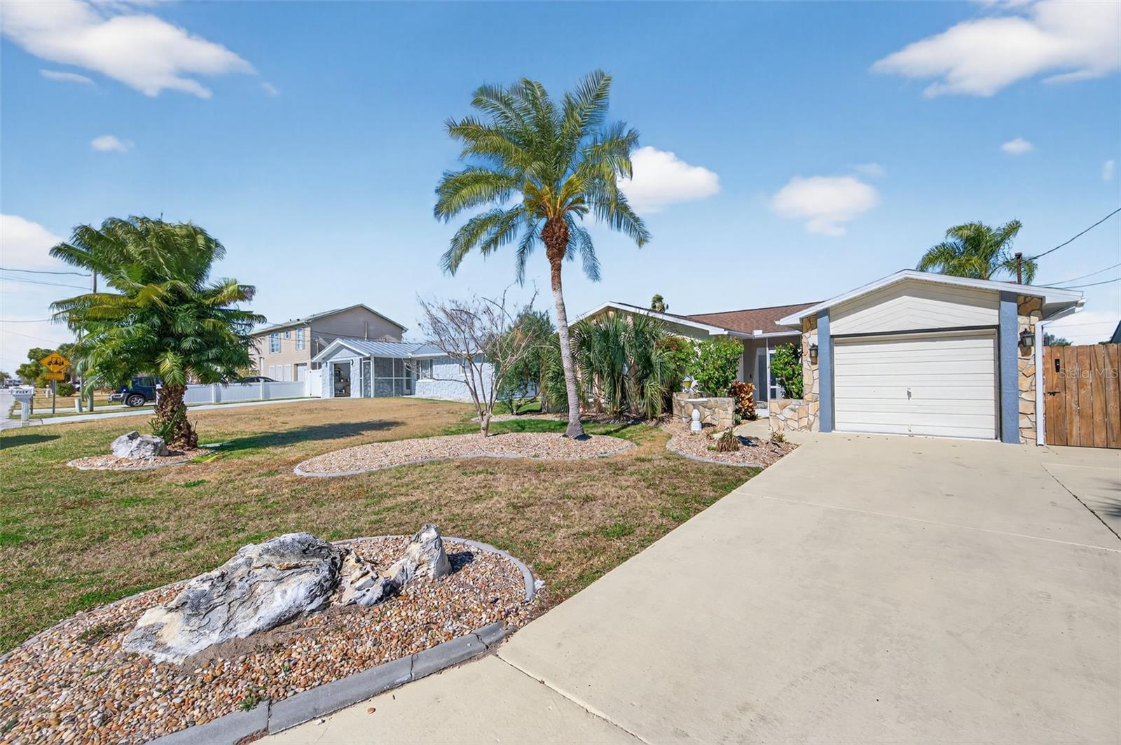 7623 MAKO DR