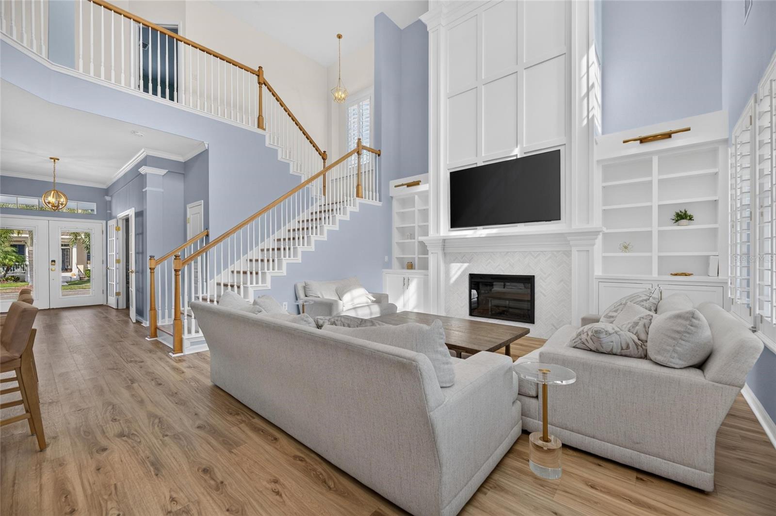 421 ISLEBAY DR