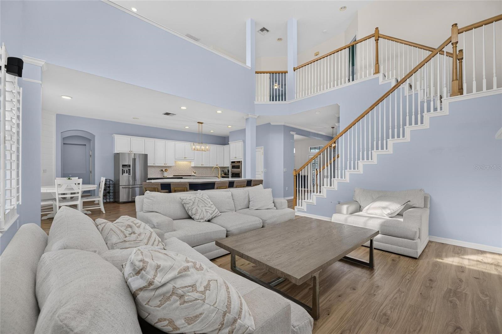 421 ISLEBAY DR
