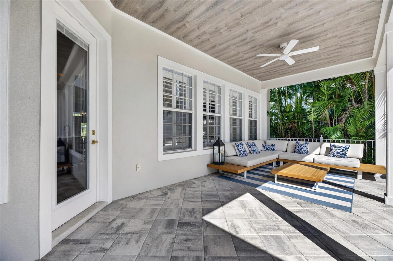 421 ISLEBAY DR