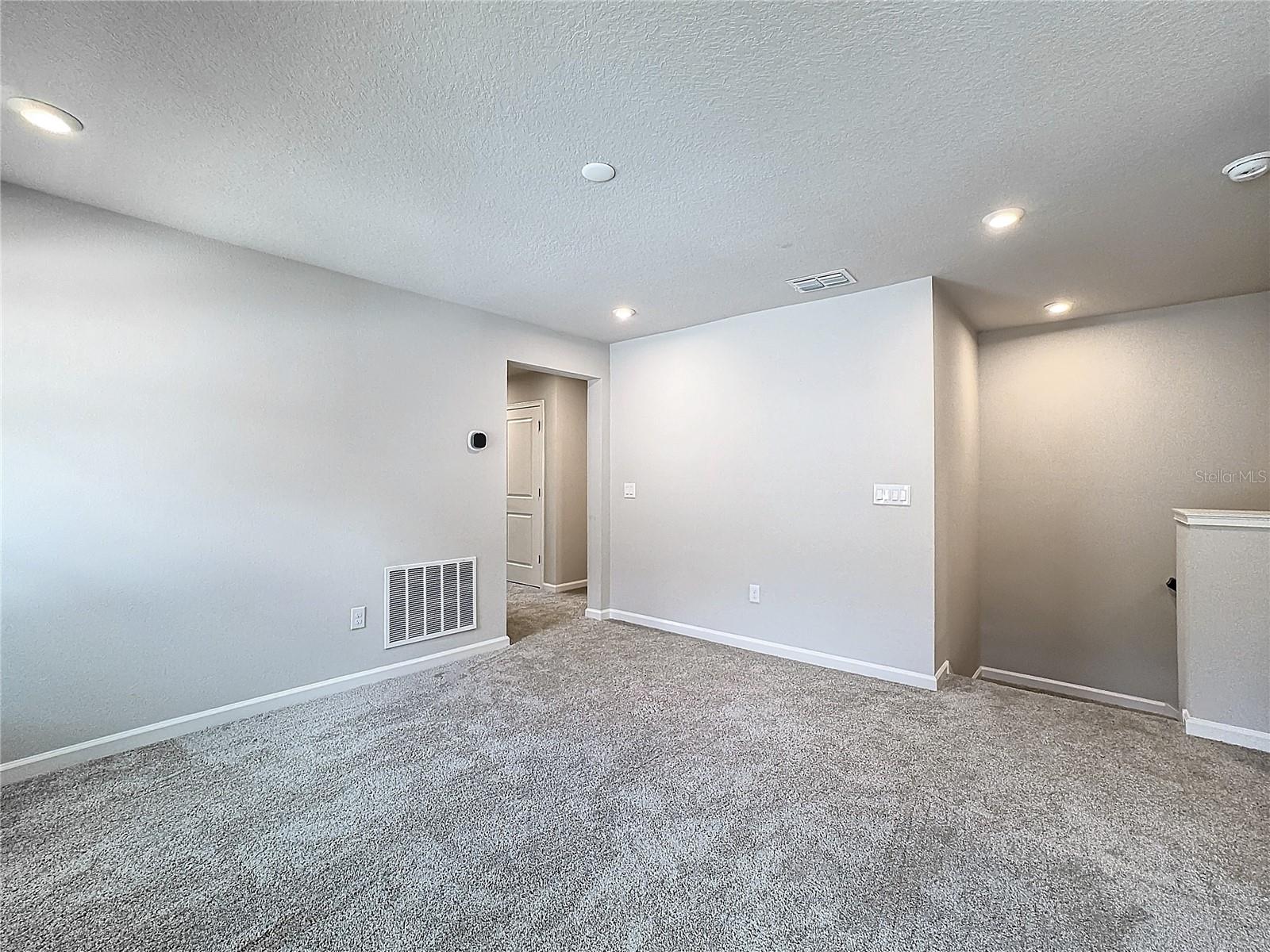 1158 CREEK VALLEY CT