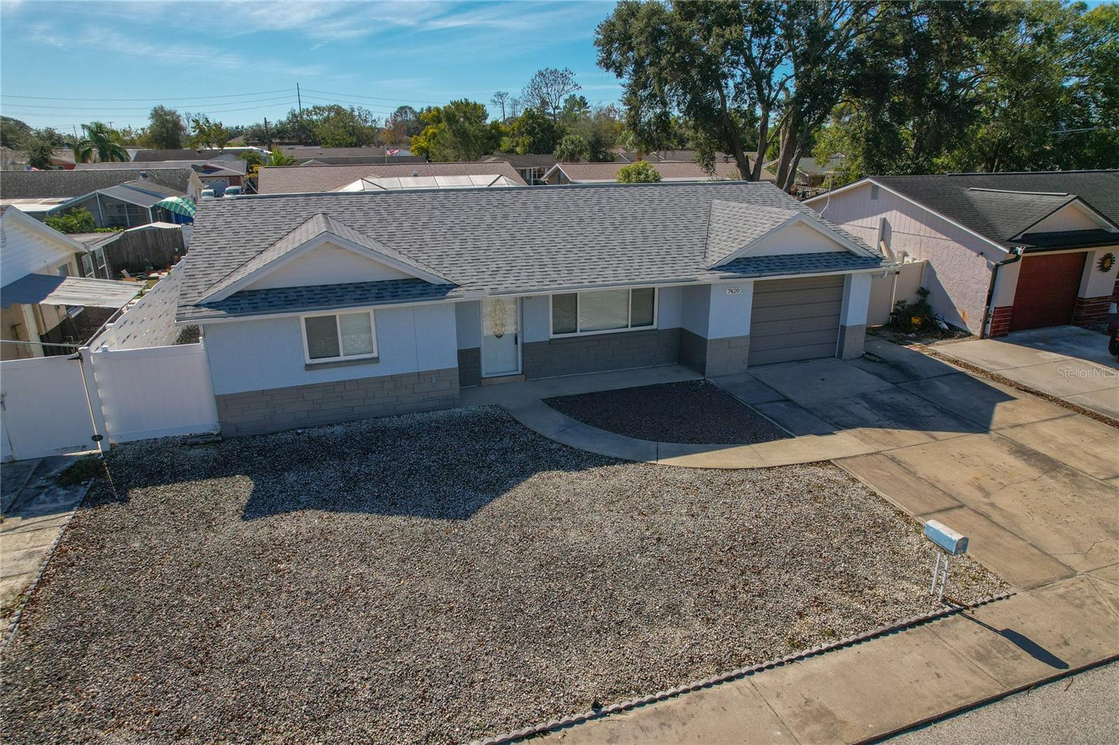 7420 SANDALWOOD DR