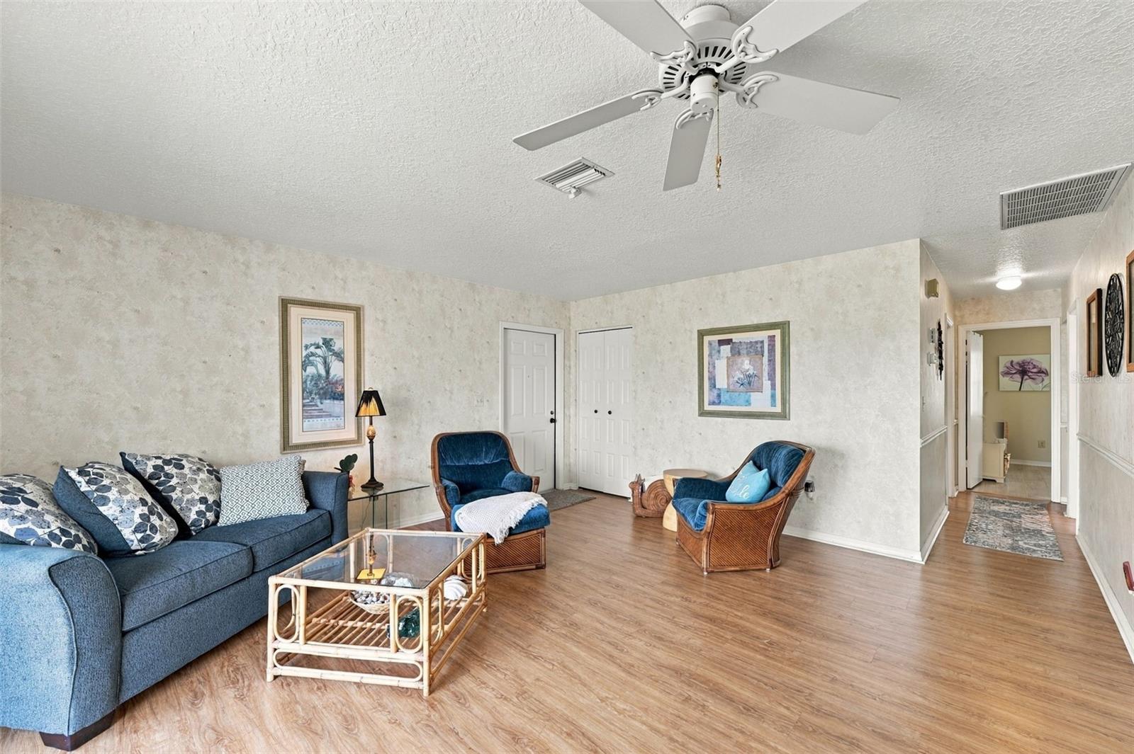215 GENET CT