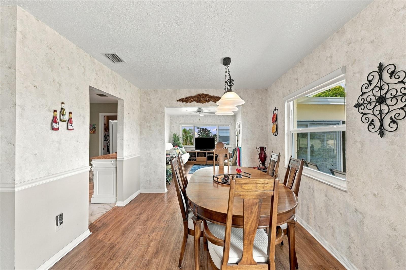 215 GENET CT