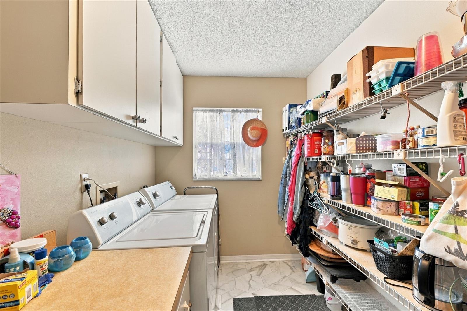 215 GENET CT
