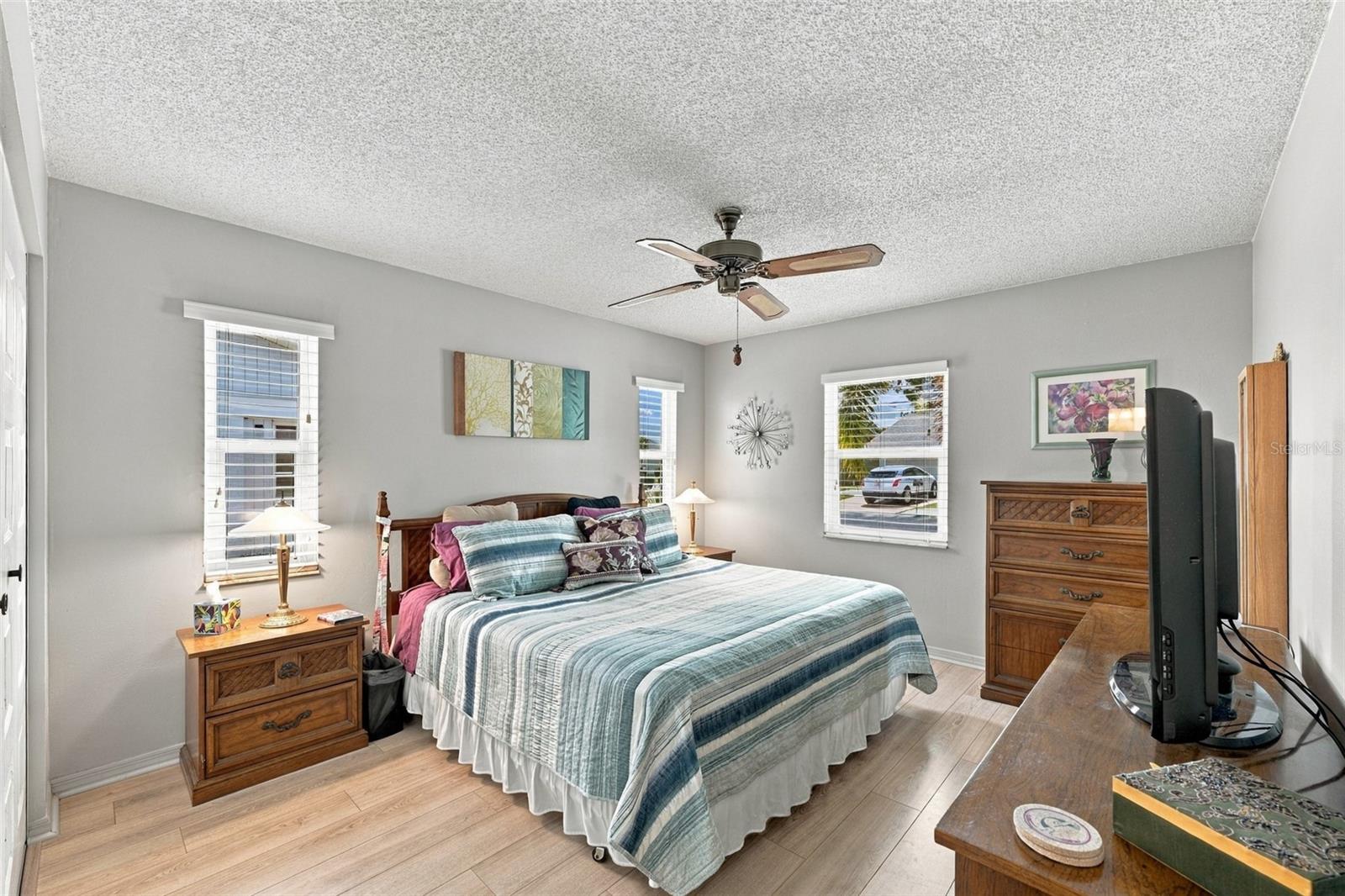 215 GENET CT