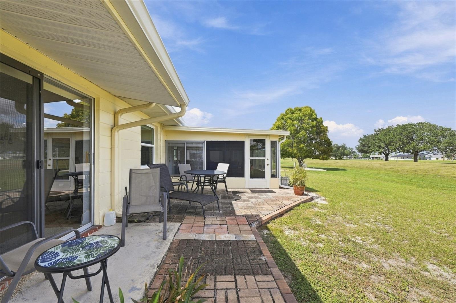215 GENET CT