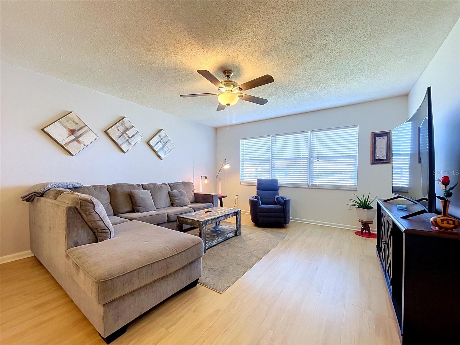 1520 BELLE GLADE AVE