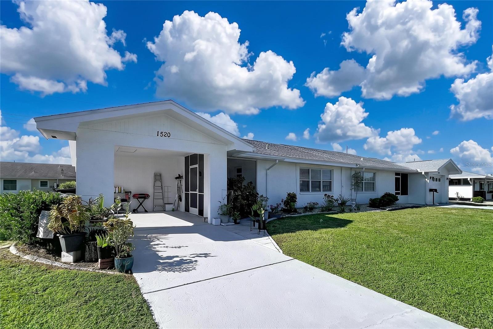1520 BELLE GLADE AVE
