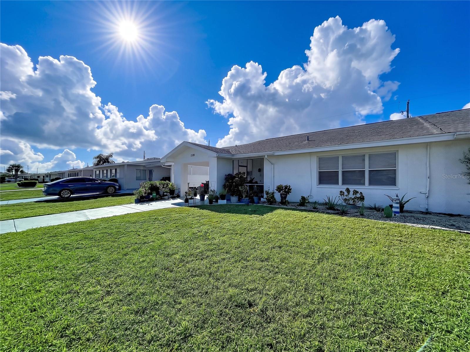 1520 BELLE GLADE AVE