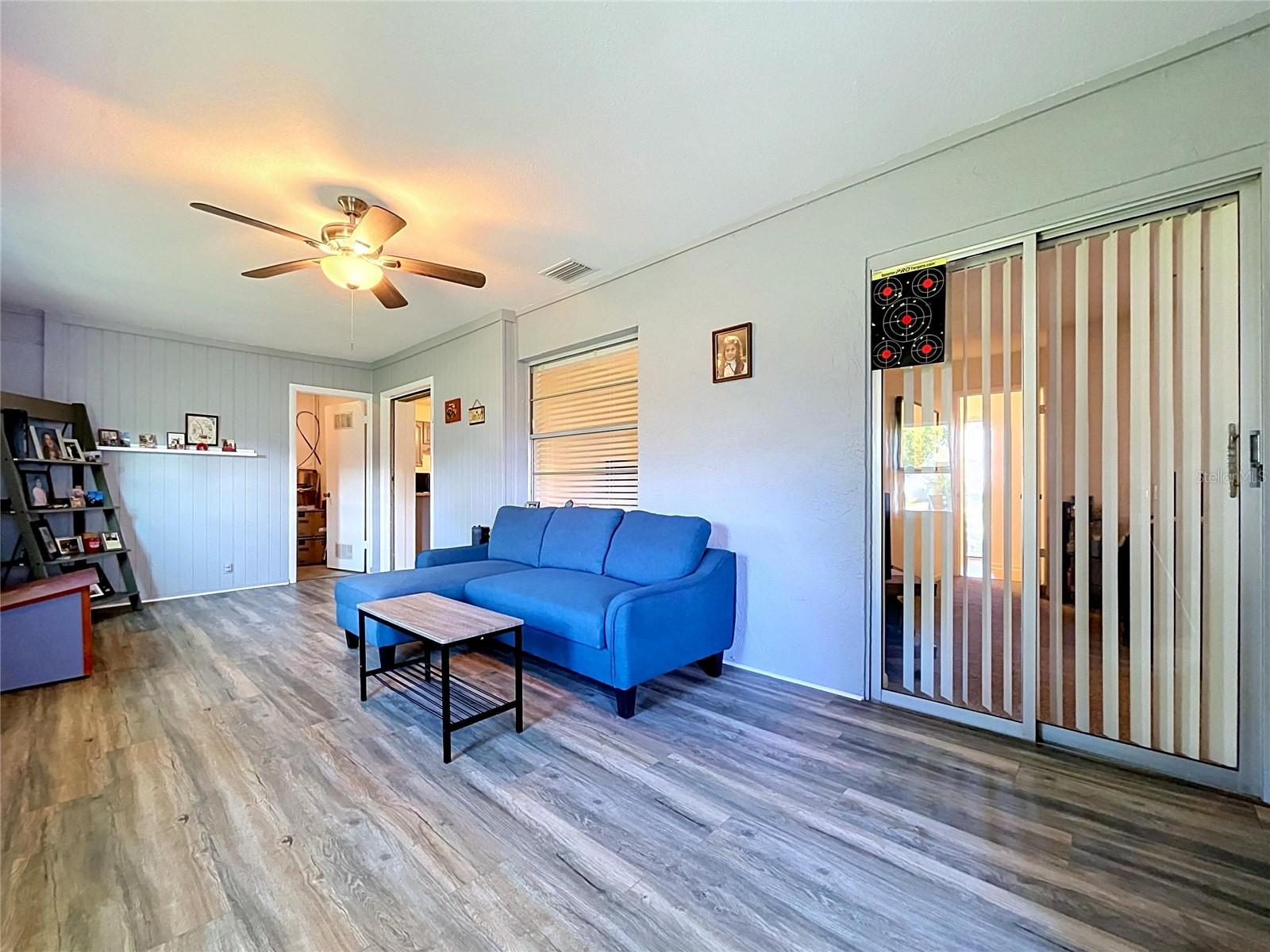 1520 BELLE GLADE AVE