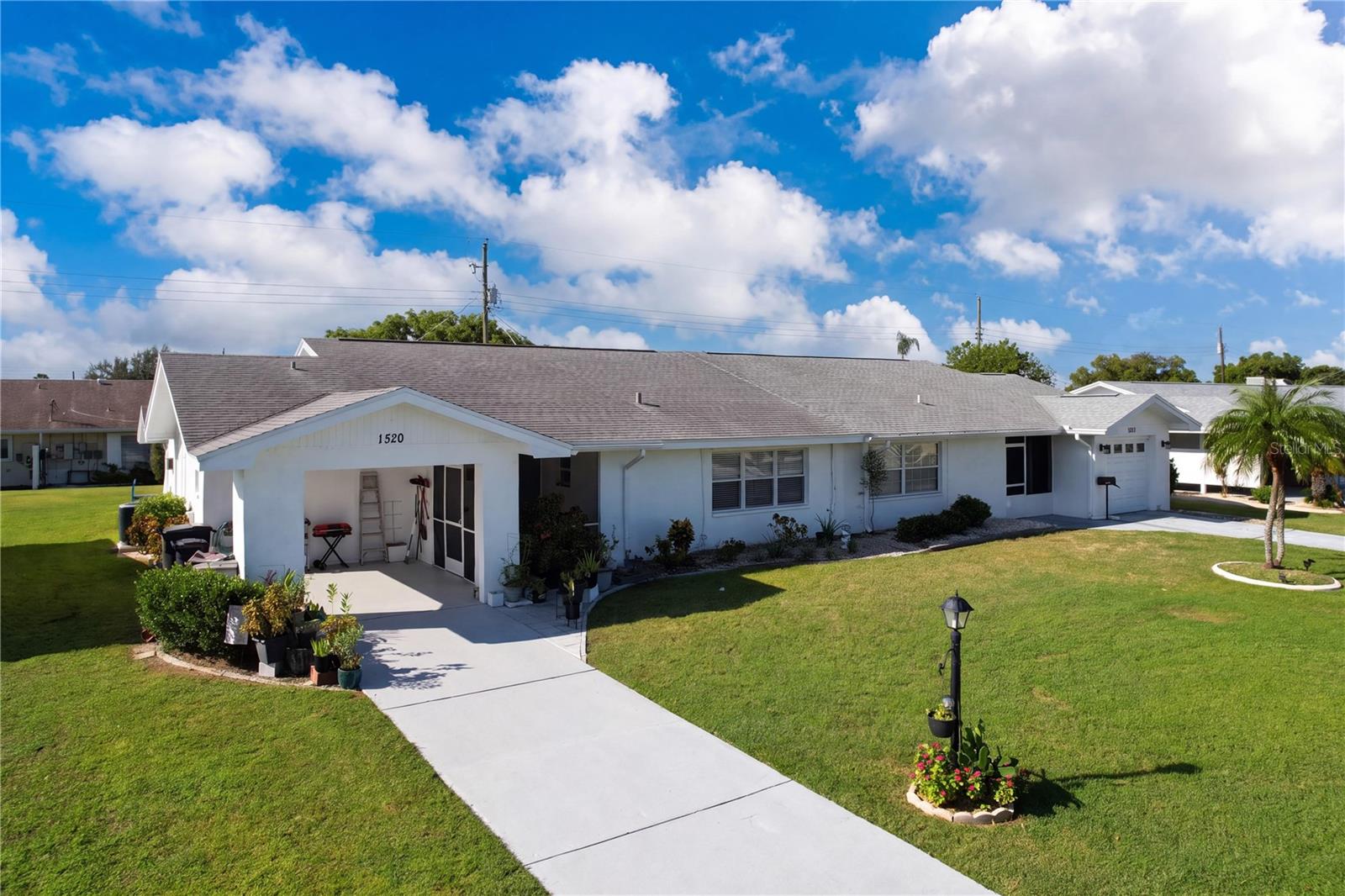 1520 BELLE GLADE AVE
