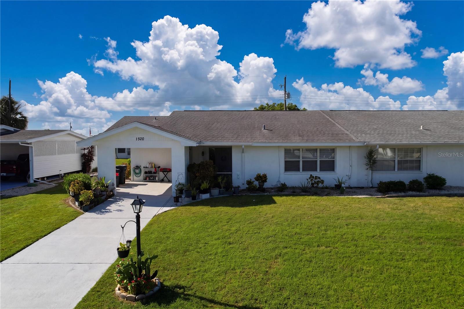 1520 BELLE GLADE AVE