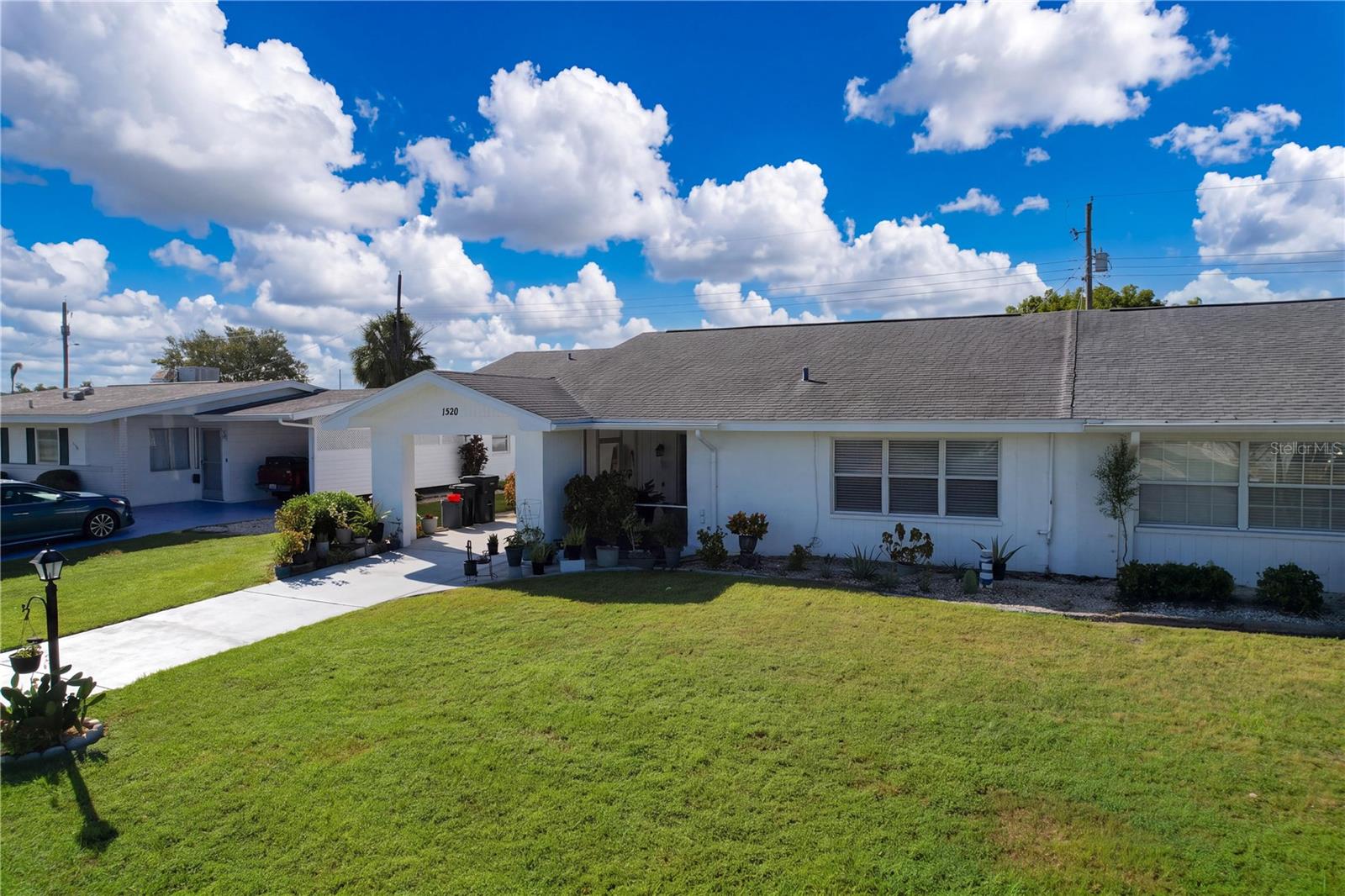 1520 BELLE GLADE AVE