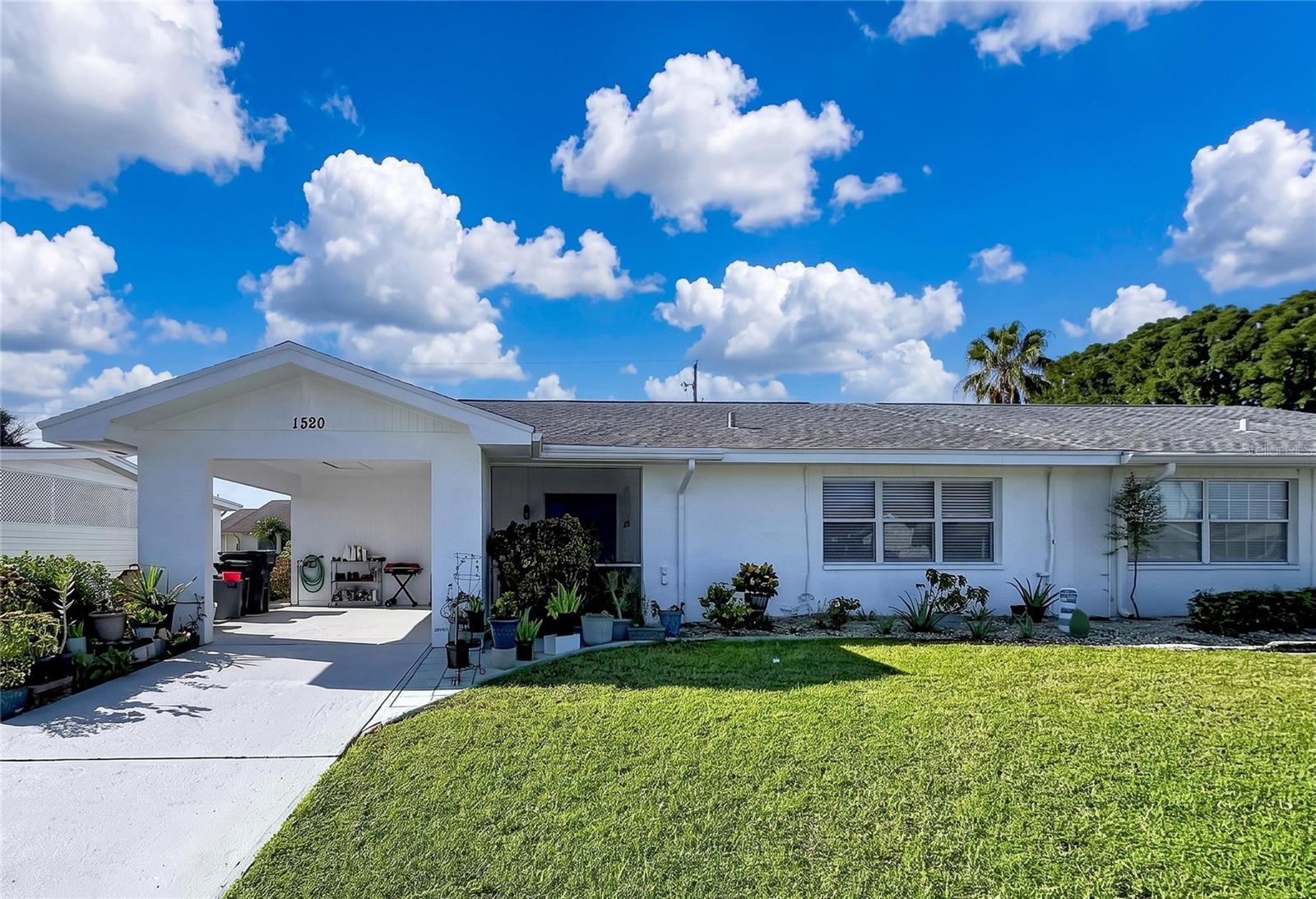 1520 BELLE GLADE AVE
