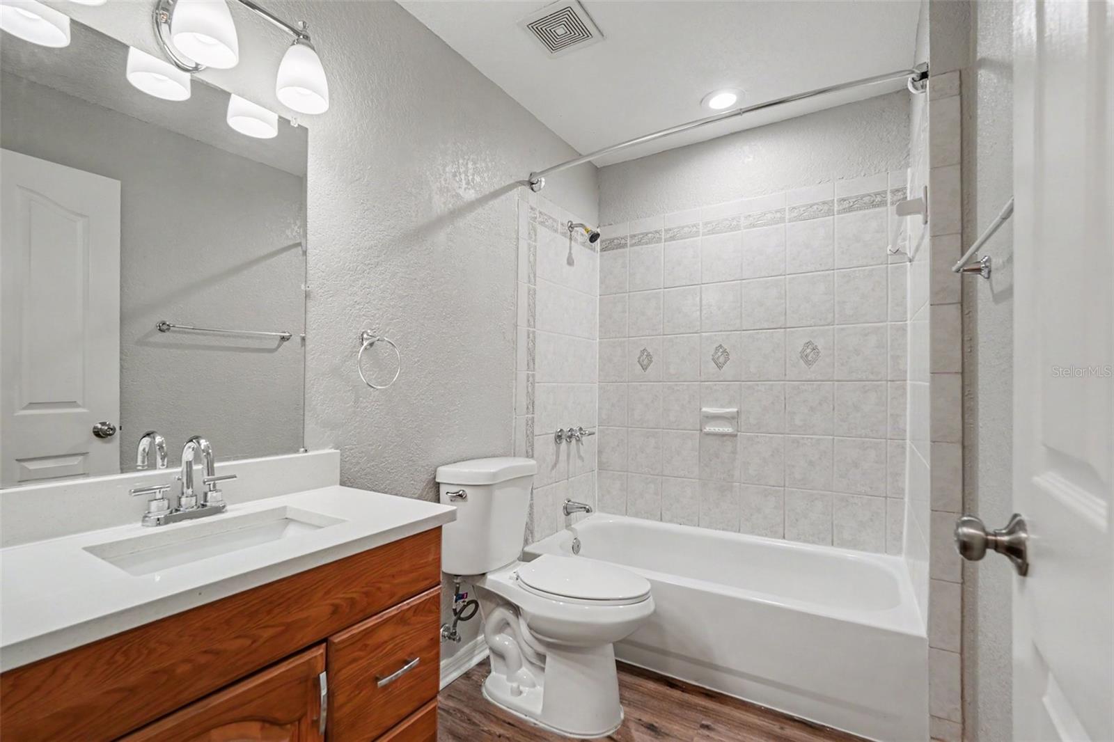 126 GOINS DR