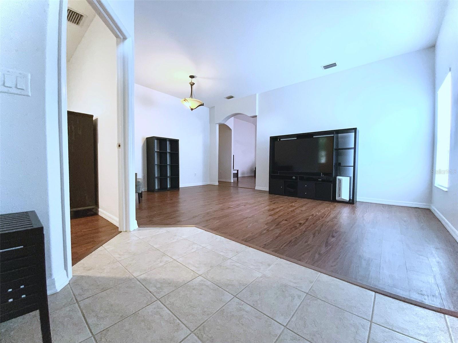 4041 LANGDRUM DR