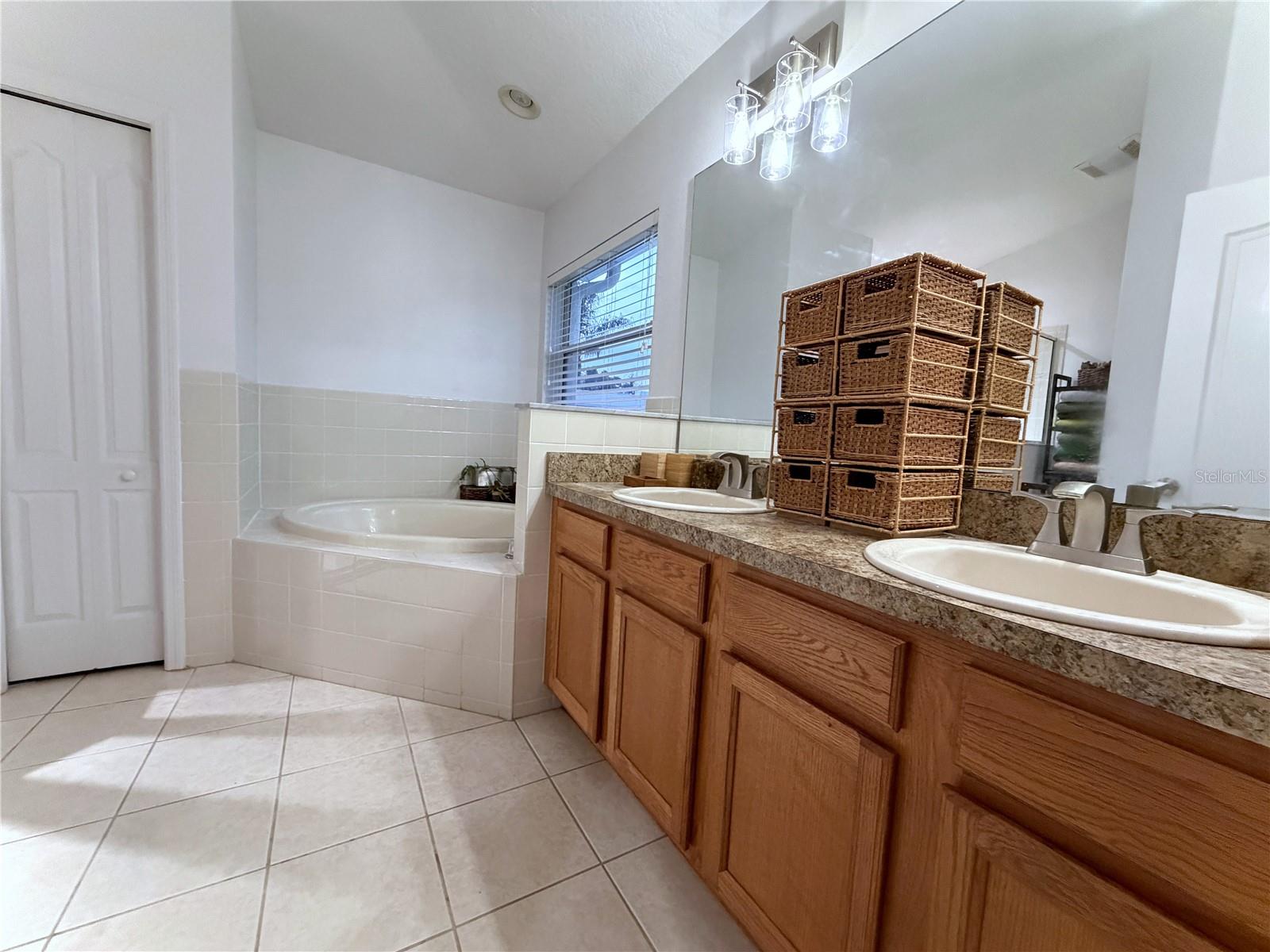4041 LANGDRUM DR