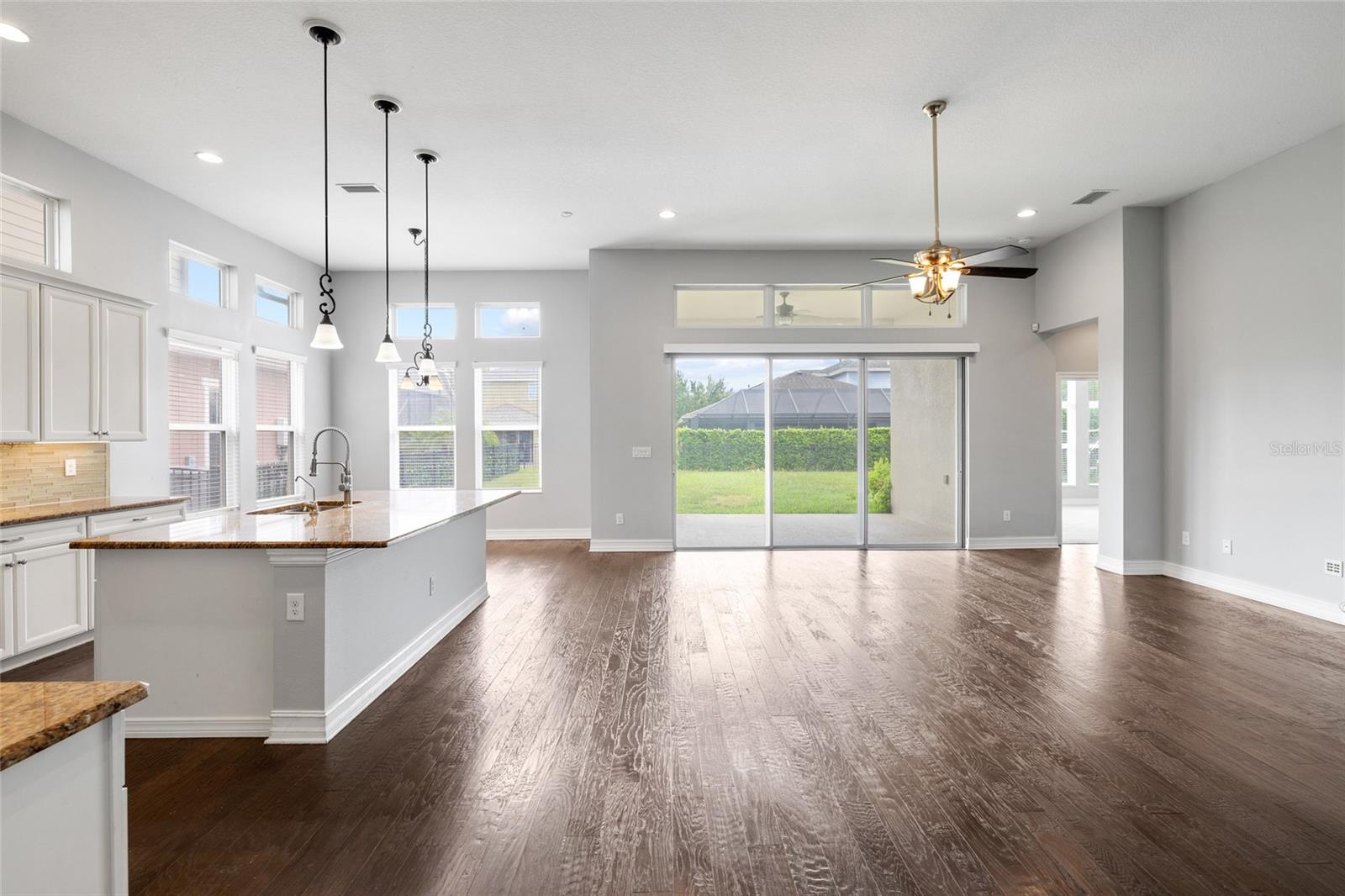 5914 SHELL RIDGE DR