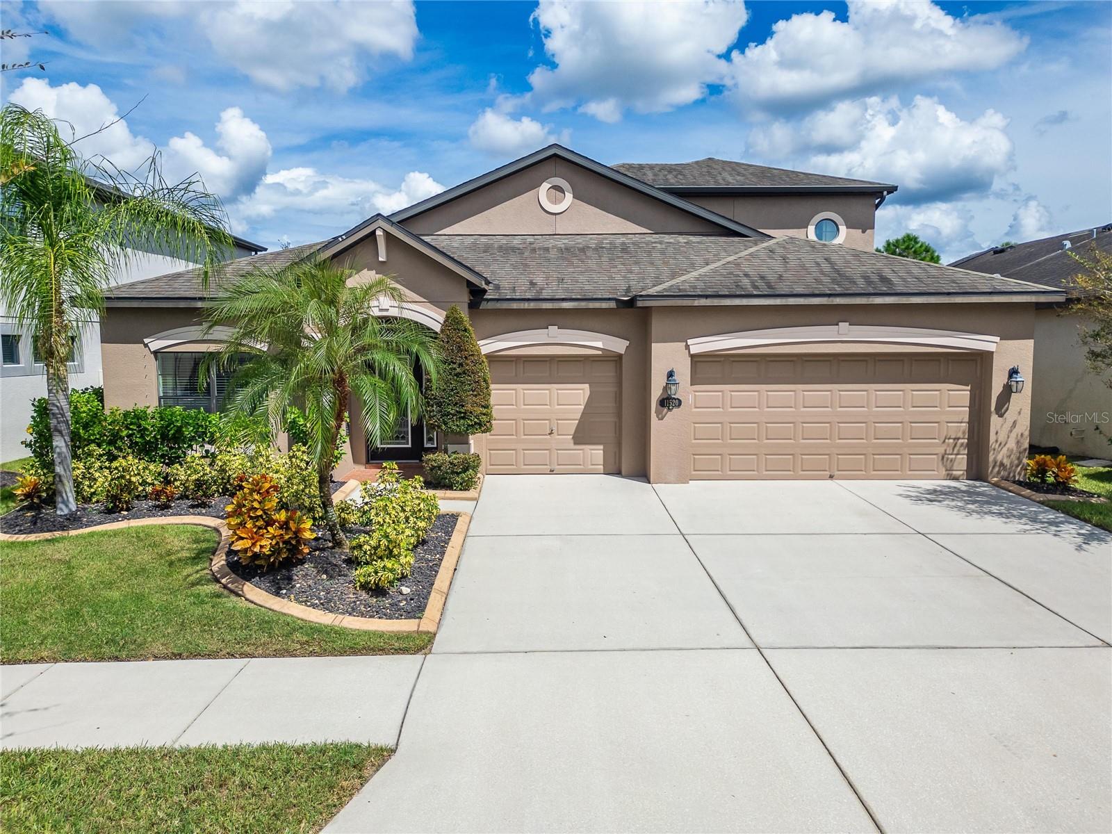 11520 SCARLET IBIS PL