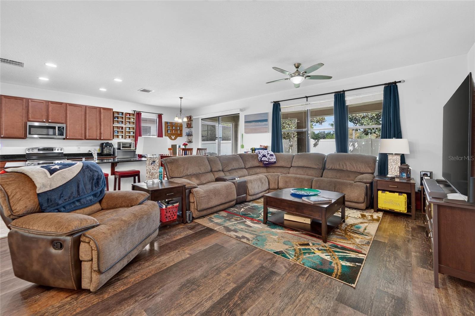 11520 SCARLET IBIS PL