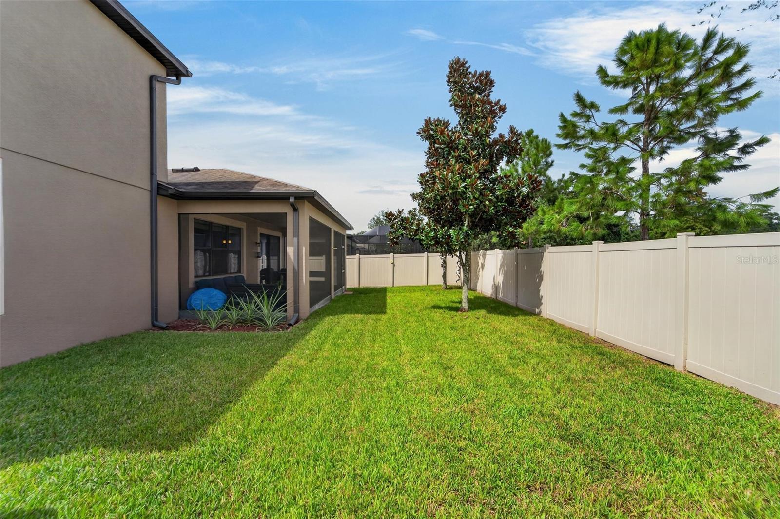 11520 SCARLET IBIS PL