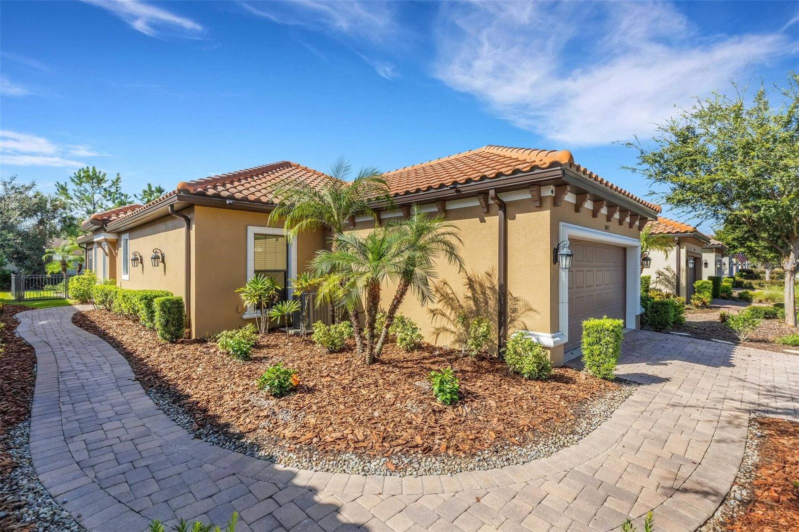 8413 ALBERATA VISTA DR