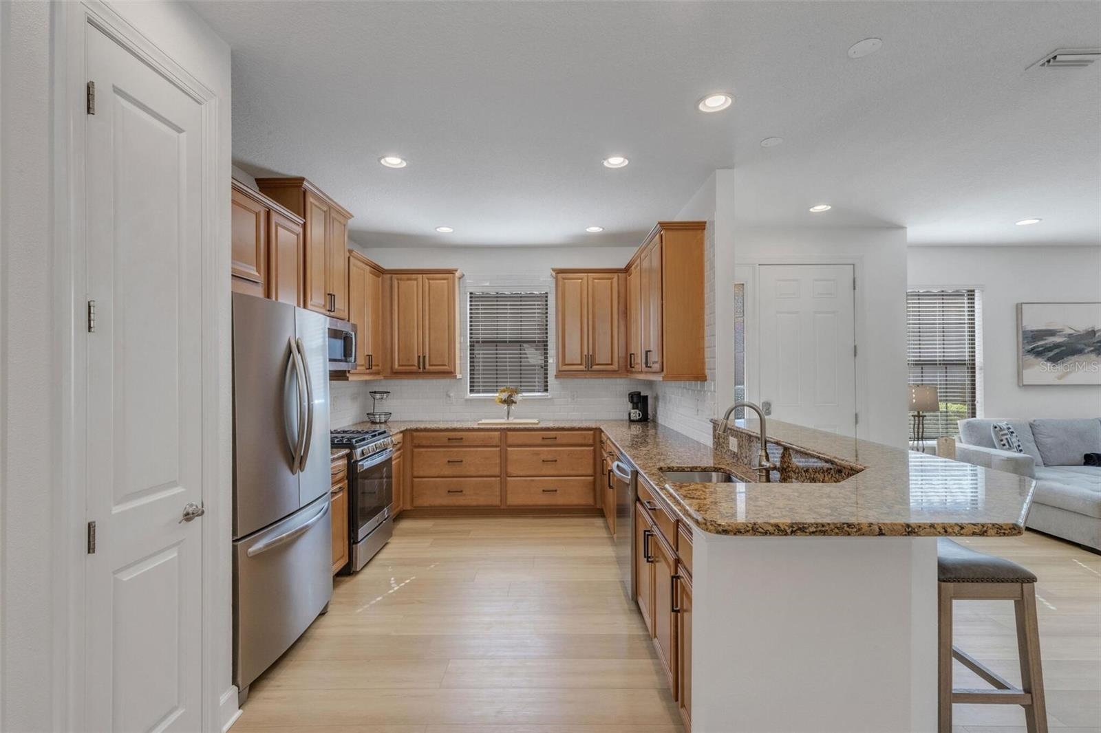 8413 ALBERATA VISTA DR