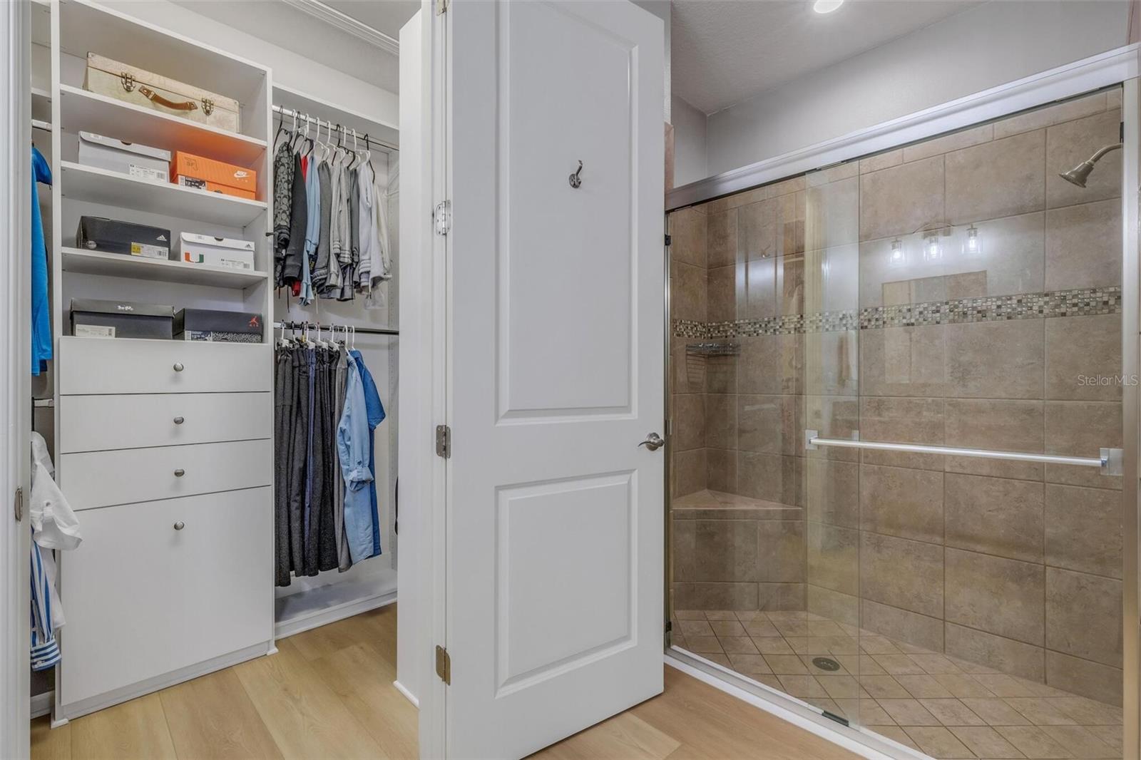 8413 ALBERATA VISTA DR