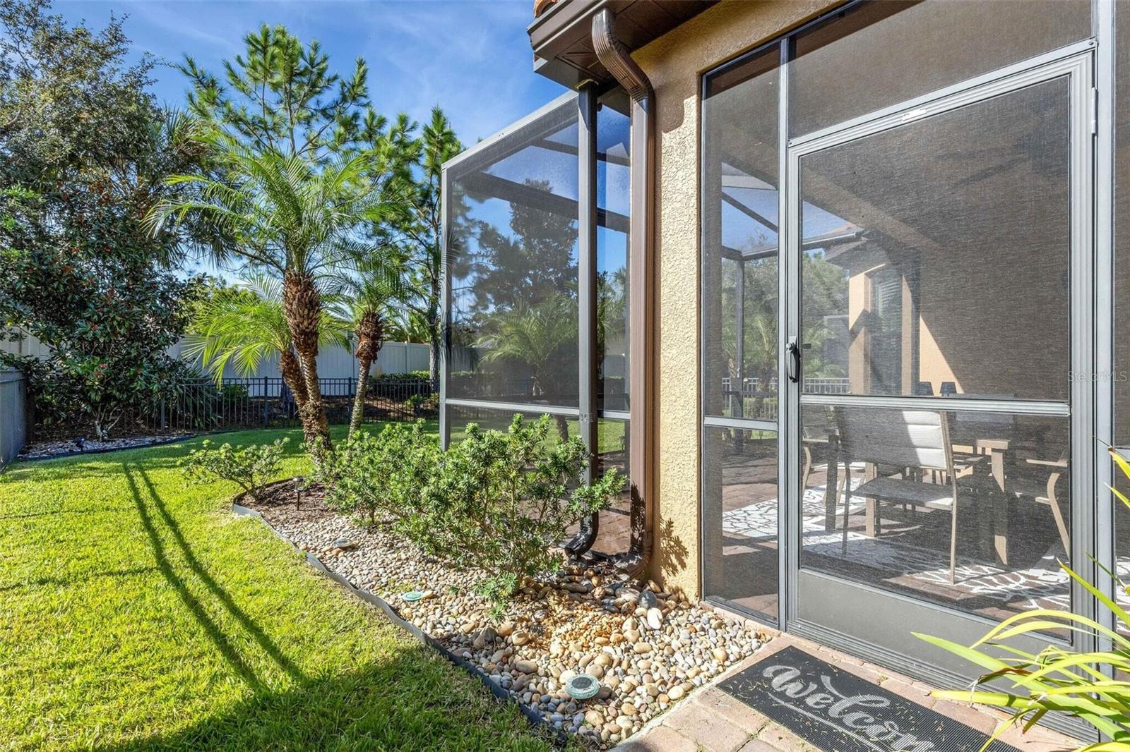 8413 ALBERATA VISTA DR