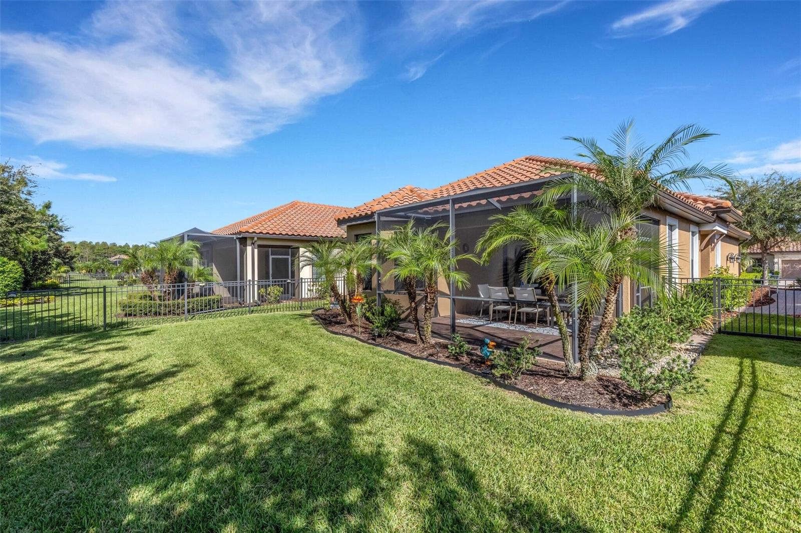 8413 ALBERATA VISTA DR