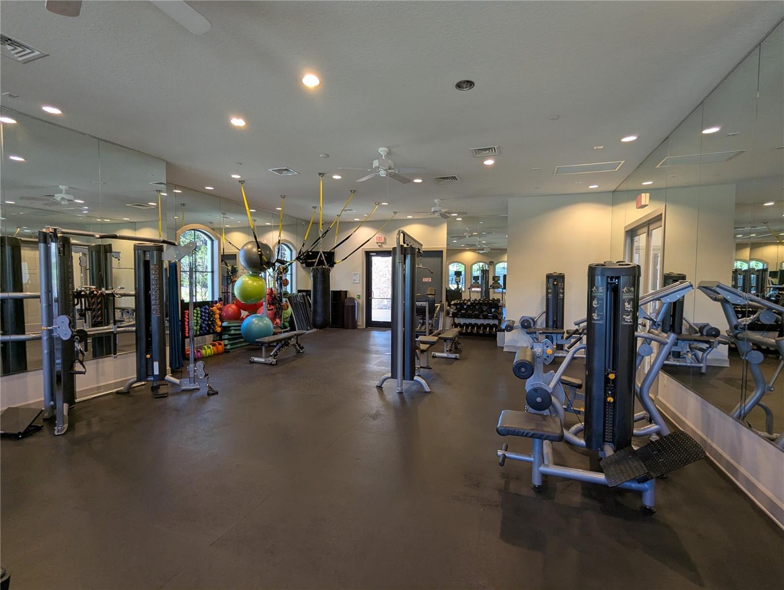 8413 ALBERATA VISTA DR