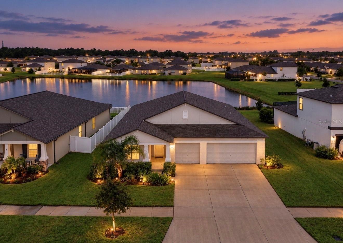 11911 Field Thistle Ct, Riverview