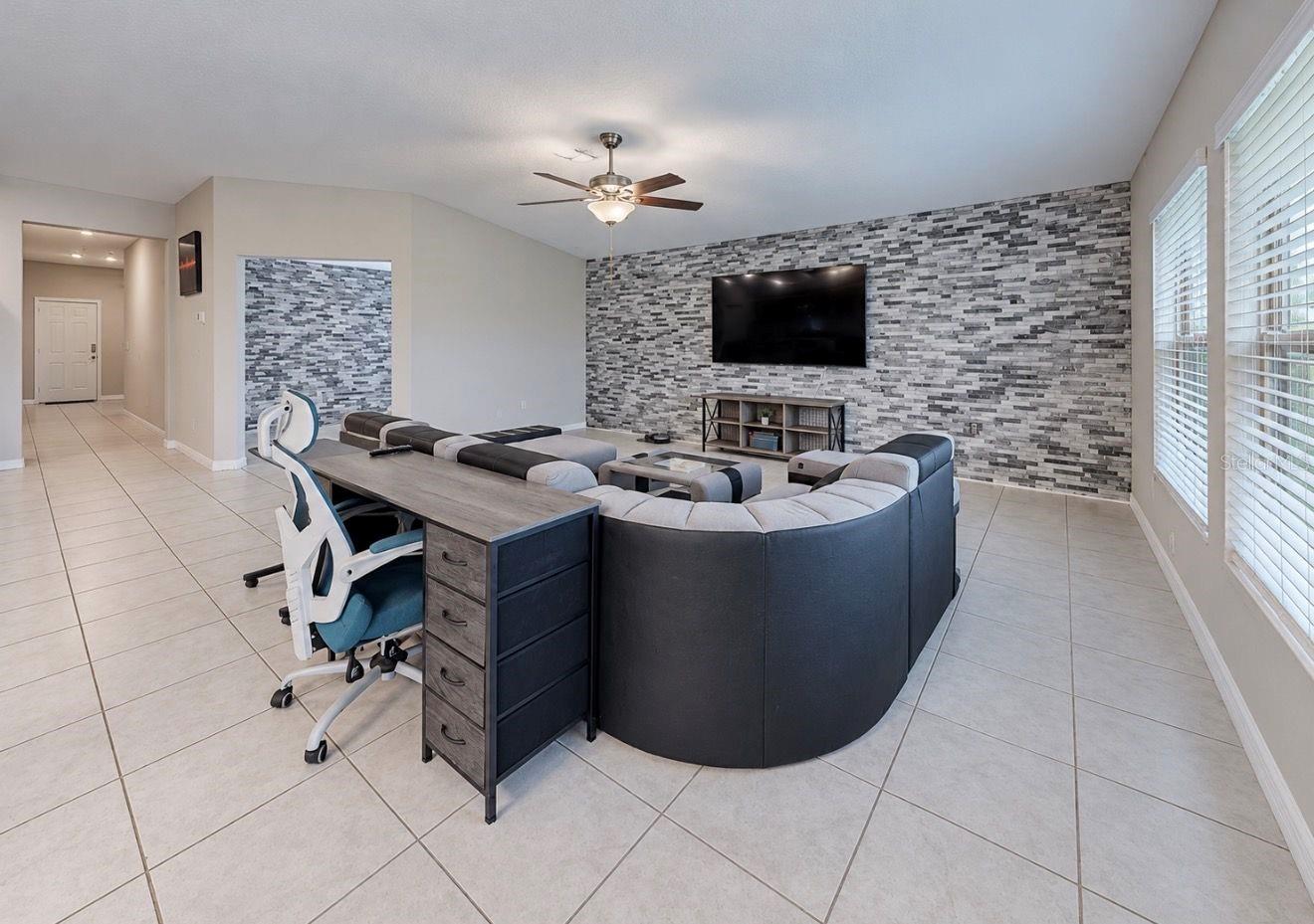 11911 FIELD THISTLE CT