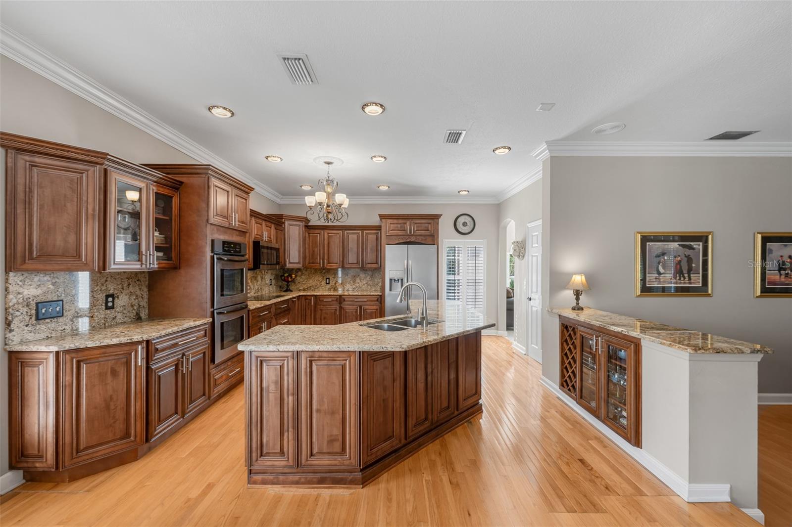 4535 W BEACHWAY DR