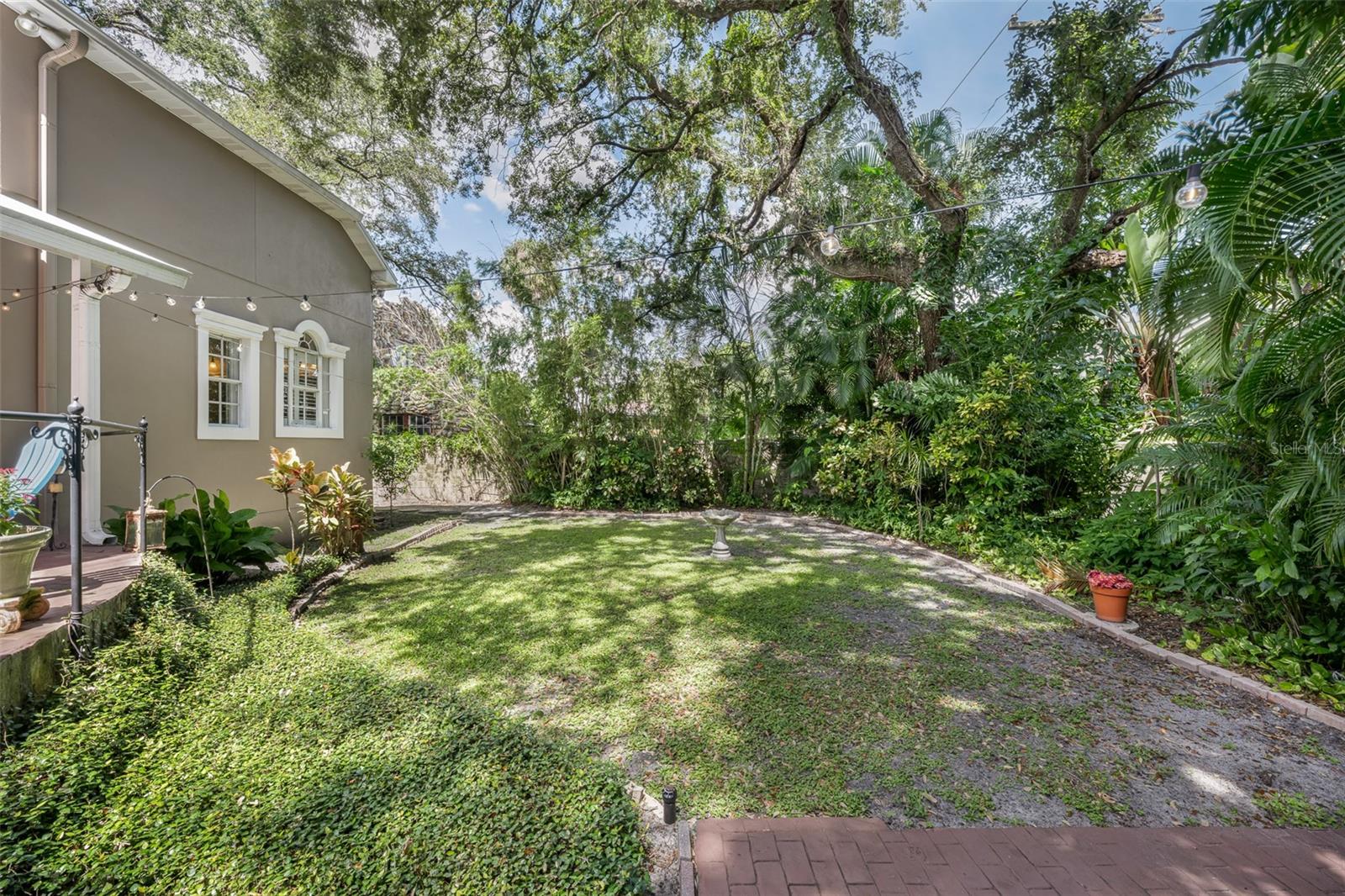 4535 W BEACHWAY DR