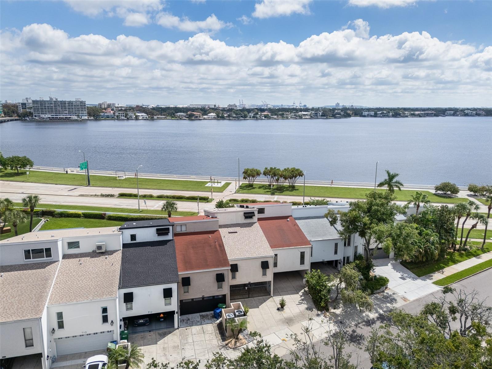 716 S Brevard Ave, Tampa