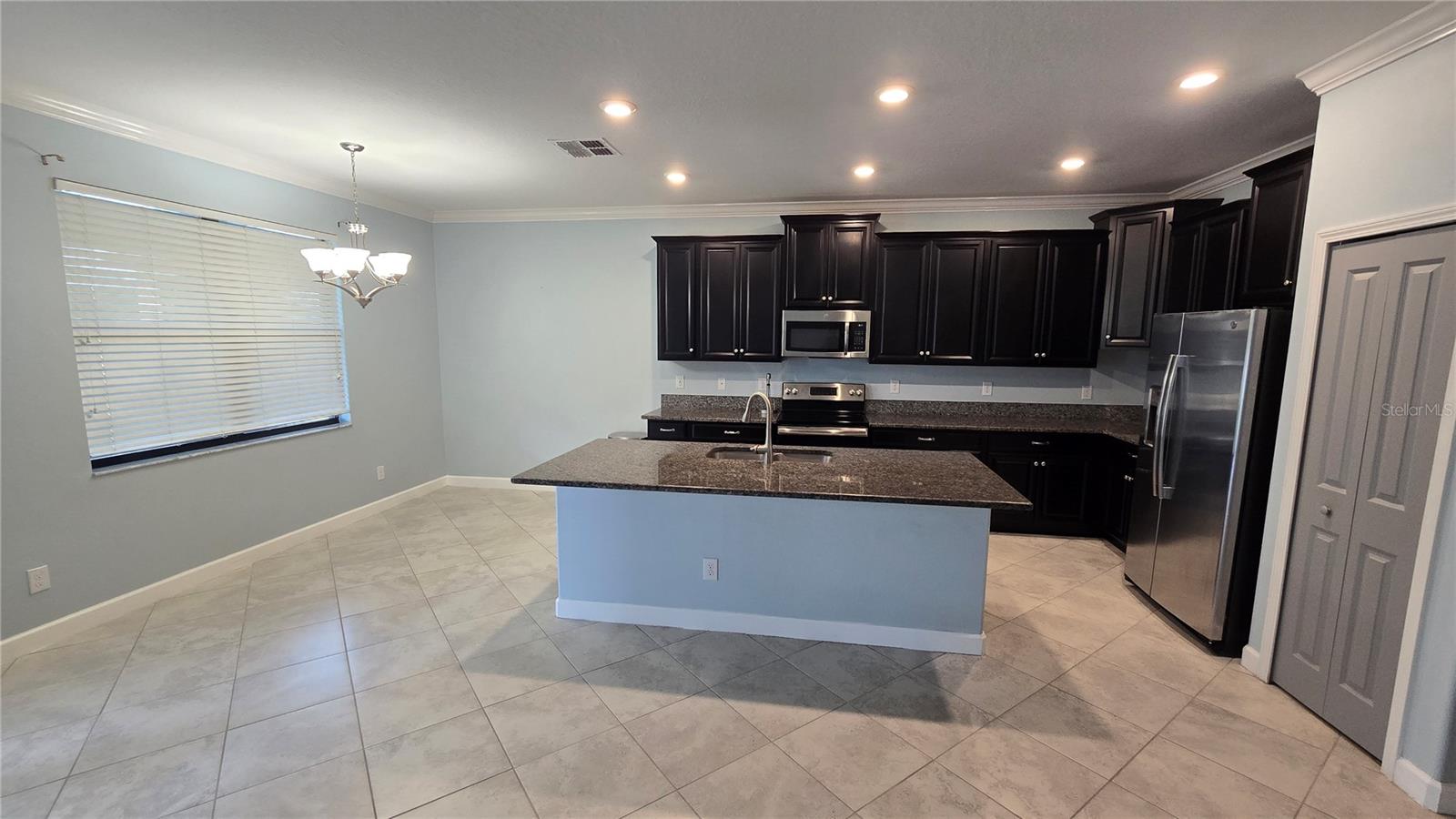 13917 ROSEATE TERN LN