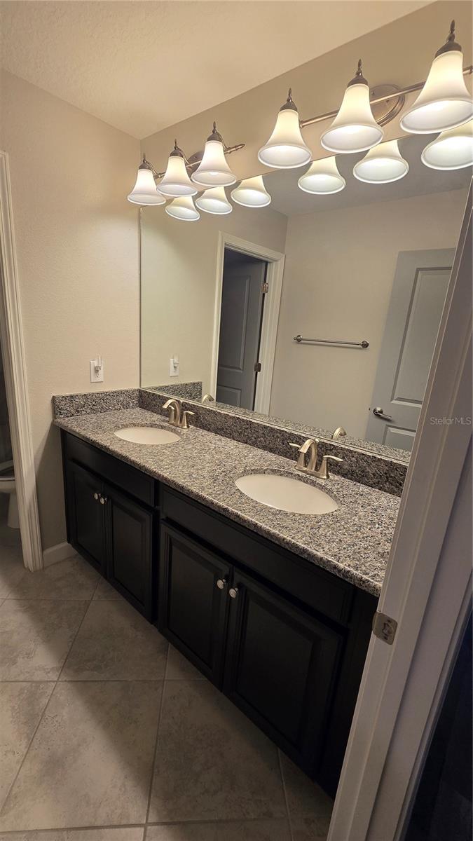 13917 ROSEATE TERN LN