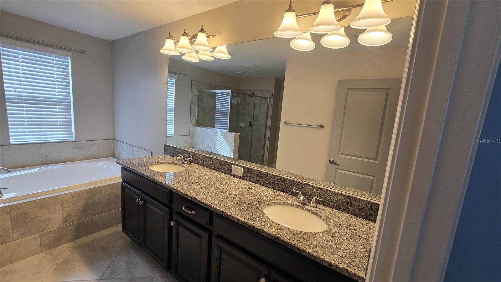 13917 ROSEATE TERN LN