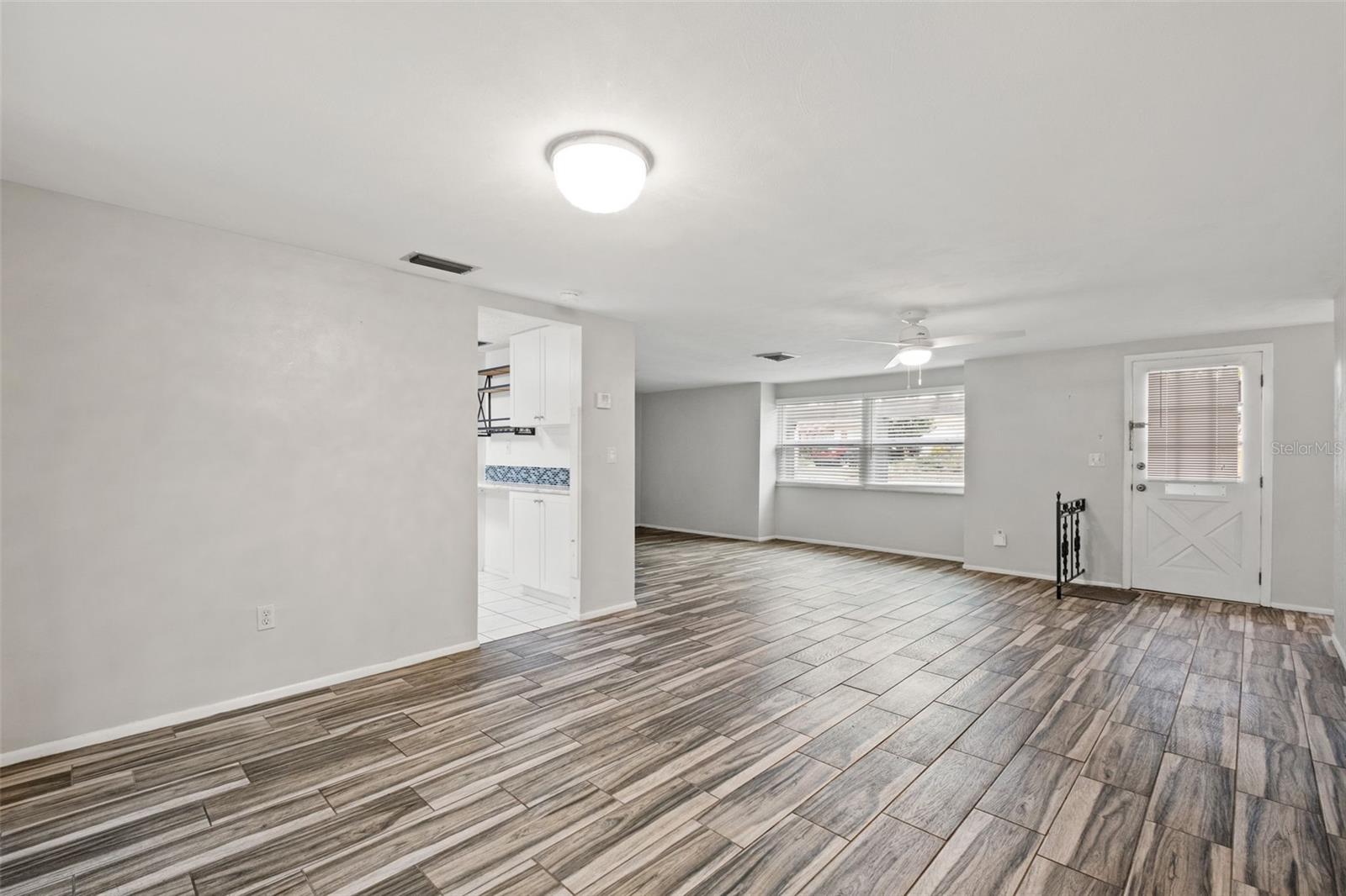 8024 BEAVER CREEK LOOP
