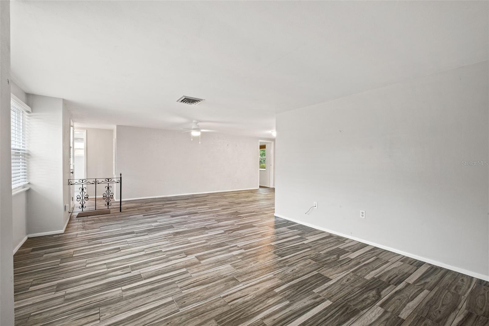 8024 BEAVER CREEK LOOP
