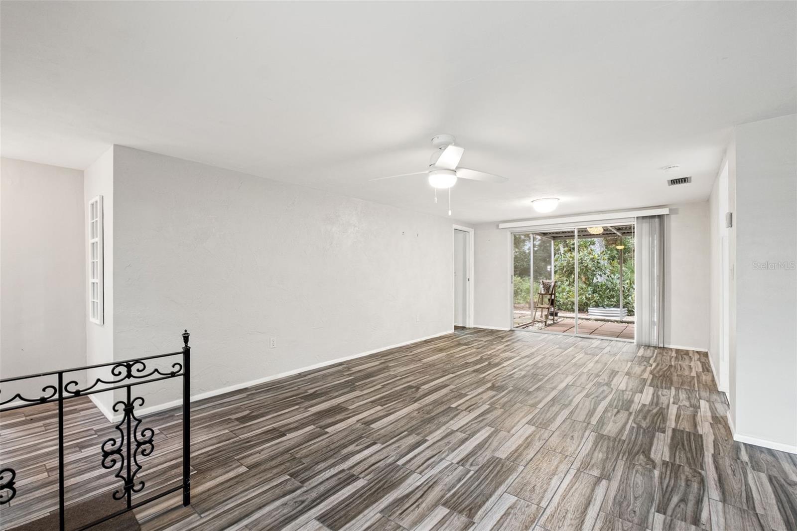8024 BEAVER CREEK LOOP