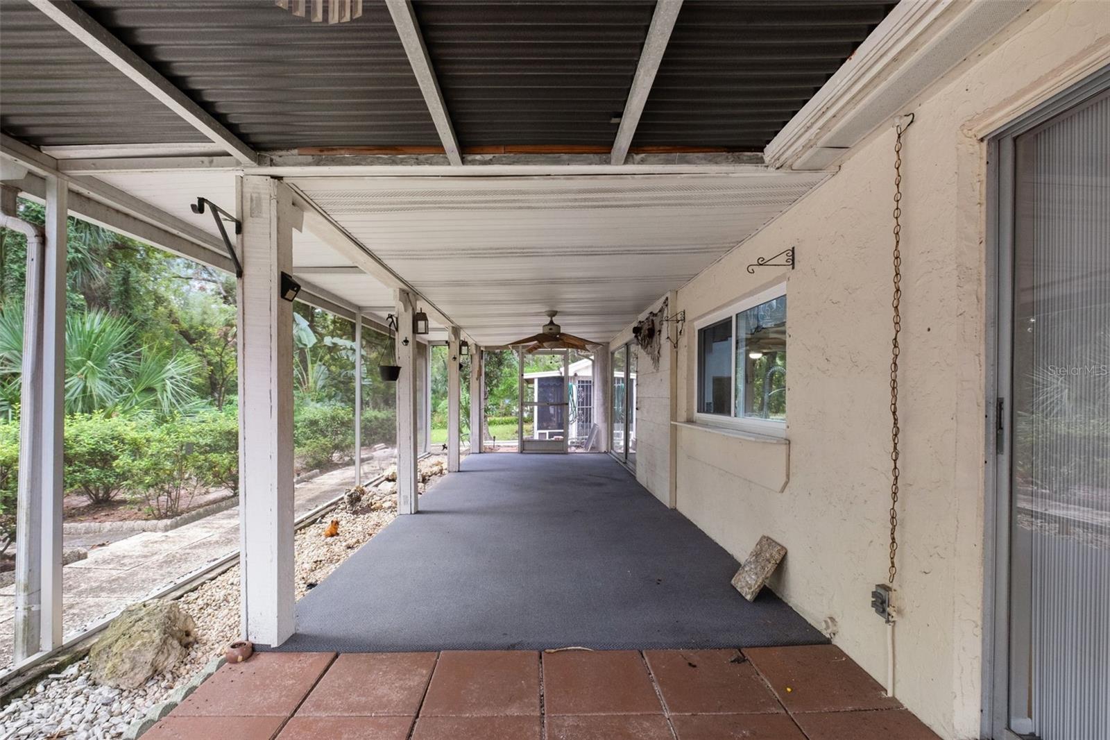 8024 BEAVER CREEK LOOP